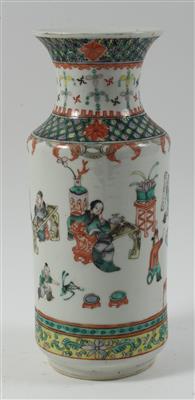 Famille verte Vase, - Saisoneröffnung - Antiquitäten