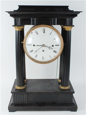 Wiener Biedermeier Kommodenuhr - Antiquariato