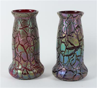 Paar böhmische Vasen, - Antiquitäten