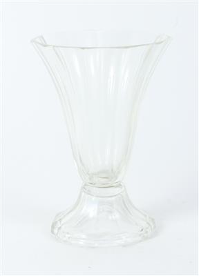 Böhmische Vase, - Antiques