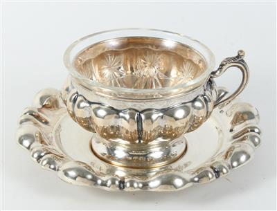 5 Budapester Silber Tassen mit Untertassen und Innenvergoldung, - Ausgewählte Silberobjekte