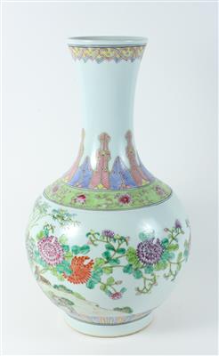 Famille rose Vase, - Antiquitäten