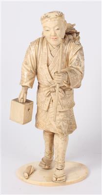 Okimono eines Händlers mit Maiskolben, Japan, Meiji/ Taisho Zeit, - Antiquariato