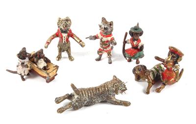 3 Katzen, Dackelpaar, Dackelmutter mit Jungem, Dackel in Dirndl, - Antiques