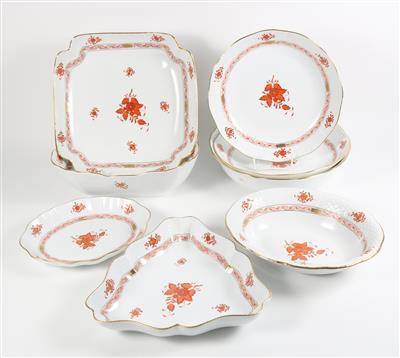 3 runde, 2 ovale, 2 eckige, 1 dreieckige Schüssel, - Antiques