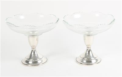 Paar Silber Tafelaufsatz mit Glasschale, - Oggetti d'argento