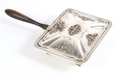 Italienische Silber Deckelpfanne mit Holzgriff, - Silver objects