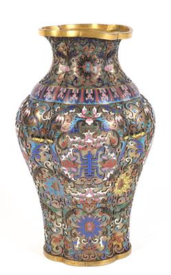 Champlevé Vase, China, Qianlong/Jiaqing Periode - Asiatica a umění islámský