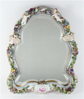 Standspiegel mit Porzellanrahmen, - Antiques