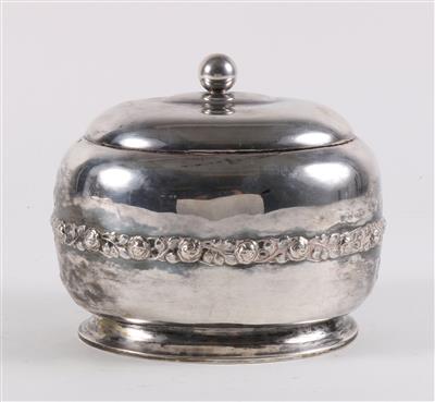 Wiener Silber Zuckerdose mit Innenvergoldung, - Antiques