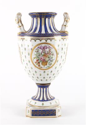 Klassizistische Vase, - Starožitnosti