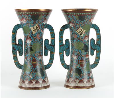 1 Paar Cloisonné Vasen, - Asiatika