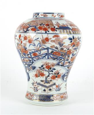 Imari Vase, - Asiatica