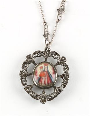 Kette mit Anhänger "Mariazeller Madonna" und "Hl. Nepomuk", - Weihnachtskrippen, Skulpturen und Volkskunst