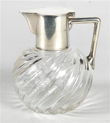 kleiner Glaskrug mit Silber, Wien, bis 1922, - Antiques