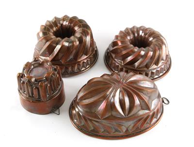 2 Gugelhupfformen, 1 ovale, 1 runde Backform, - Antiques