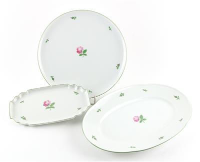 1 ovale Platte, 1 Tortenplatte, 1 eckige Platte, - Antiques