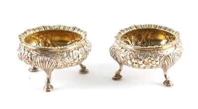 Paar Londoner Silber Gewürzschälchen mit Innenvergoldung, - Ausgewählte Silberobjekte