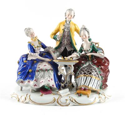 Zwei Damen und ein Herr beim Schachspiel, - Antiques