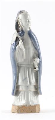 Blau-weiße Figur einer Dame, - Antiquitäten