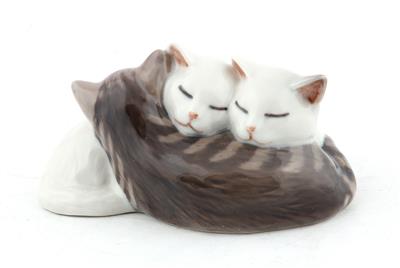 Drei schlafende Katzen, - Antiquitäten