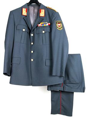 Uniformrock und Hose für österreichische Bundesgendarmerie, - Uniformen der österreichischen Gendarmerie und Polizei