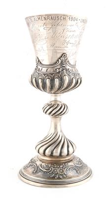 Deutscher Silber Schützenpokal mit Schützenabzeichen, - Silver