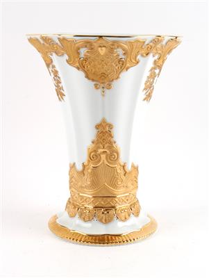 Prunk-Vase, - Antiques