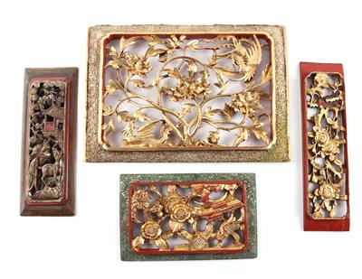 4 verschiedene chinesische Holzschnitzereien, - Antiquitäten, Historische Textilien und Trachtenschmuck