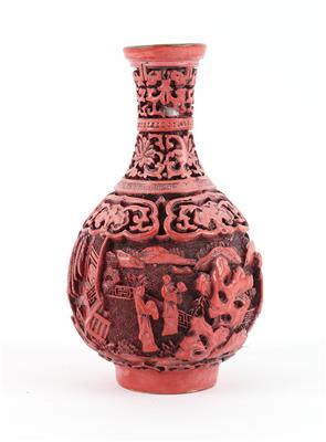 Kleine Rotlackvase, - Antiquariato