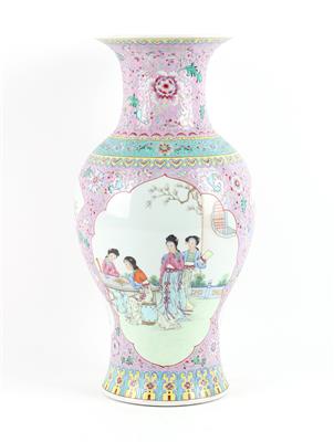 Famille rose Vase, - Antiquariato