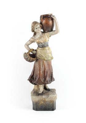 Junge Frau mit Korb und Topf auf der Schulter, - Antiques