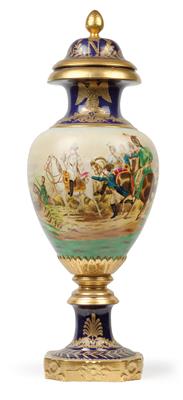 Deckel-Vase mit Napoleon-Darstellungen, - Antiquitäten