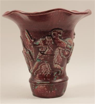 Jais Nielsen(1885-1961), Vase mit Jagdarstellung, - Antiquitäten