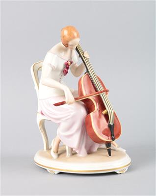 Cellospielerin, - Starožitnosti