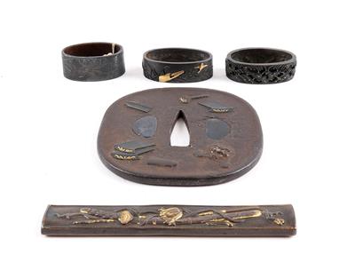 1 Eisentsuba, 1 kozuka, 3 fuchi, - Asiatica