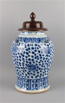 Blau-weiße Vase, - Asiatica