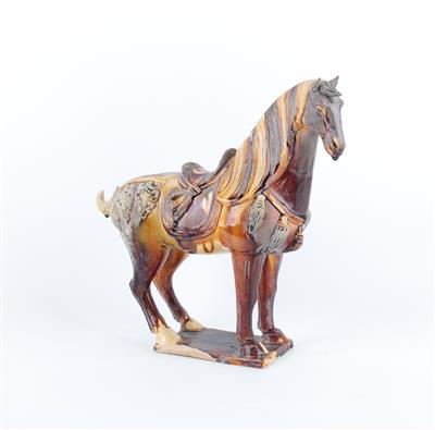 Pferd im Tang Stil, - Antiquitäten