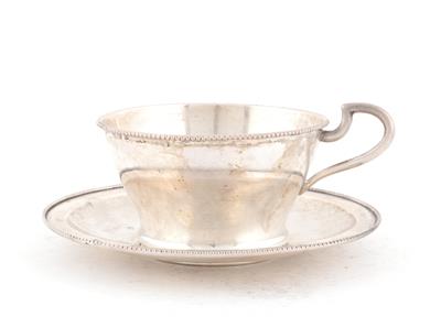 Pester Teetasse mit Untertasse - Silber