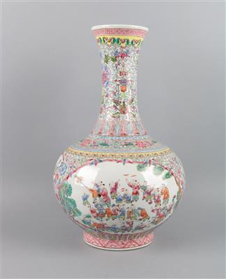 Famille rose Vase, - Antiquitäten