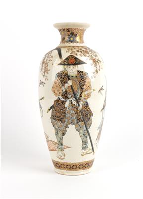 Satsuma Vase, - Antiquitäten