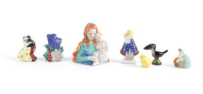 1 kleine Madonnenbüste mit Kind, 6 kleine Keramikfiguren, - Antiquitäten