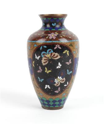 Cloisonné Vase, - Antiquariato