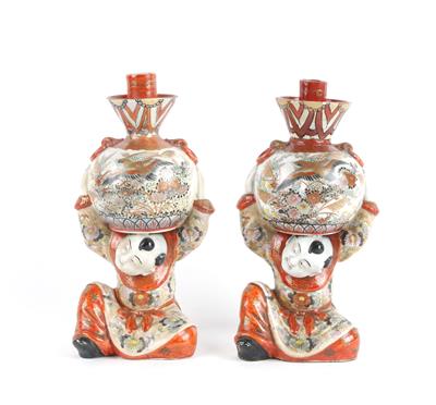 Paar figurale Kutani Kerzenleuchter, - Antiques