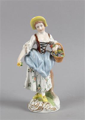 Frau mit Blumenkorb, - Antiques