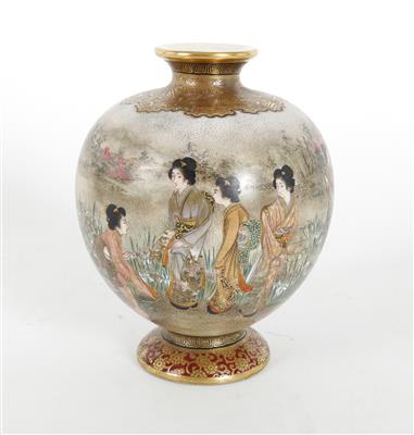 Satsuma Vase, - Asiatica and Art