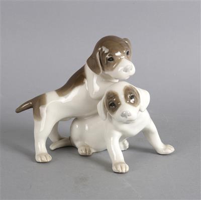 2 Hundewelpen, - Antiques