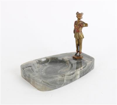 Steinschale mit erotischer Wiener Bronze, - Letní aukce Starožitnosti