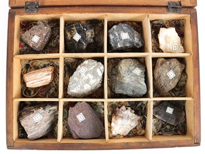 Mineralien- oder Gesteinssammlung - Sommerauktion Antiquitäten