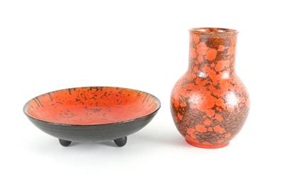 Vase, Schale auf drei Füßen, - Antiquitäten